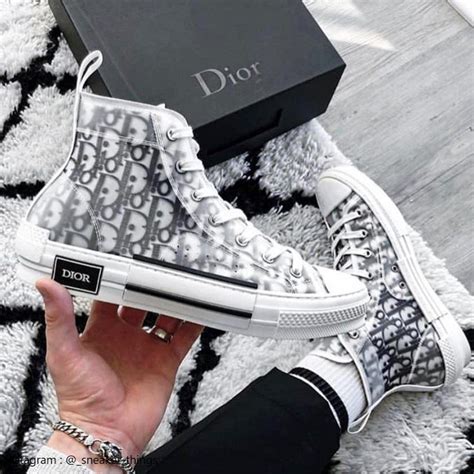 dior paire de chaussure|dior boutique en ligne.